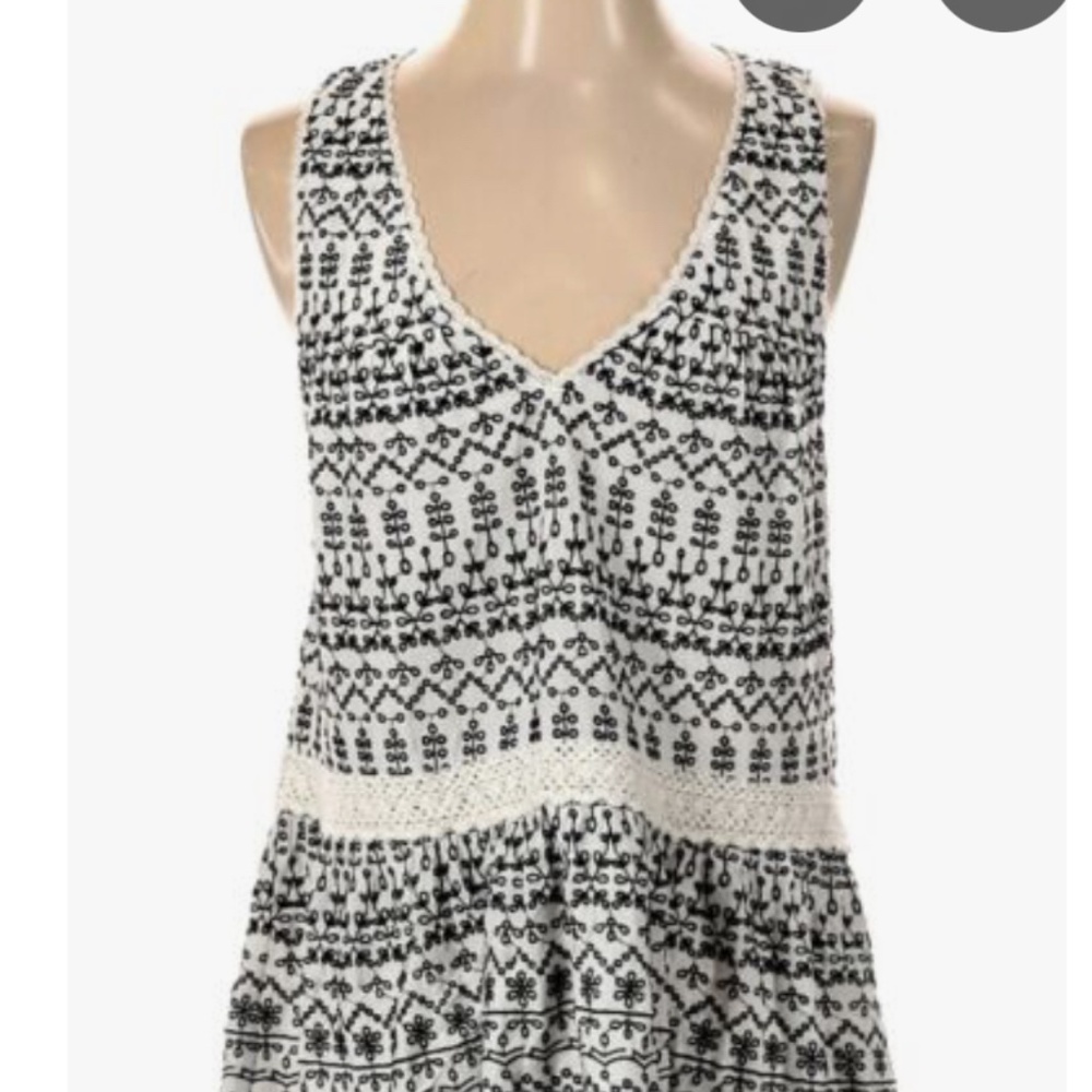 Maeve by Anthropologie sleeveless shirt